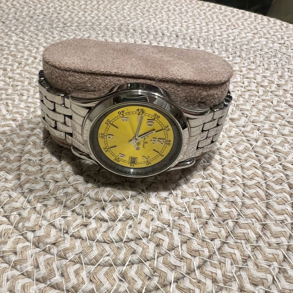 Lucien Piccard Watch with Vibrant Yellow Dial - Picture 6 of 6